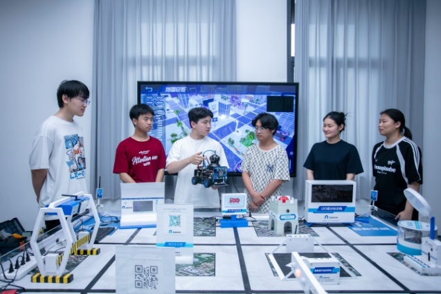 说明: C:\Users\Administrator\Desktop\必威BETWAY西汉姆联\必威BETWAY西汉姆联\JW__7353.jpg